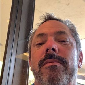 Meet your Posher, Colin